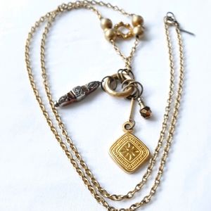 ❤❤CASUAL CORNER NECKLACE